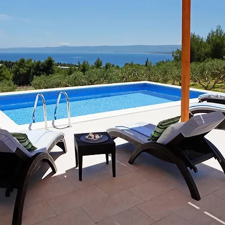 Homes Oliva * Bol