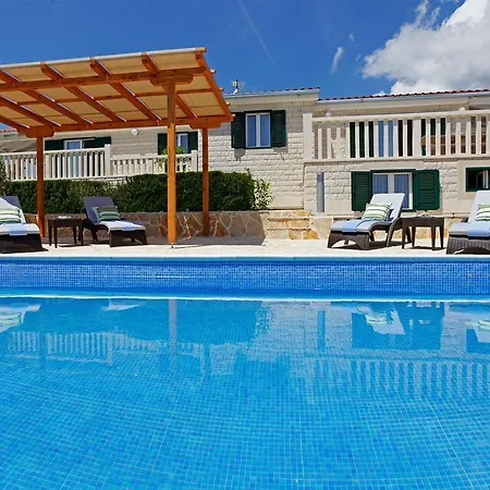 Homes Oliva Holiday home
